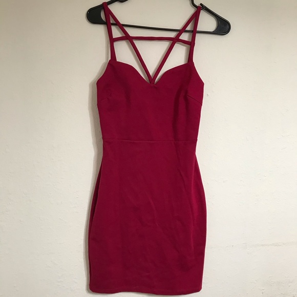 Sabora Dresses & Skirts - Sabora red dress siz M adjusted to the body used